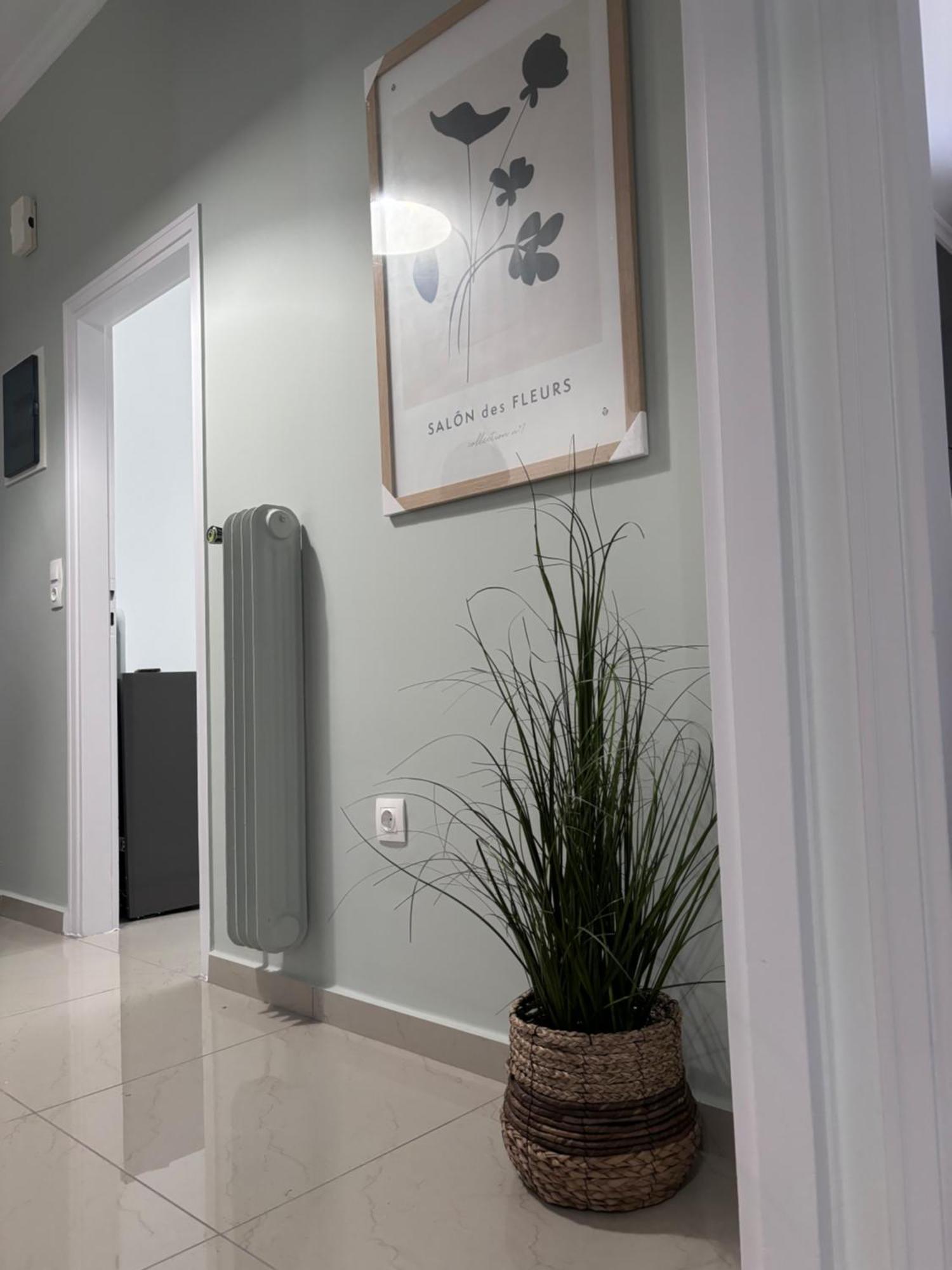 Cozy Apartment In The Heart Of Aten Exteriör bild